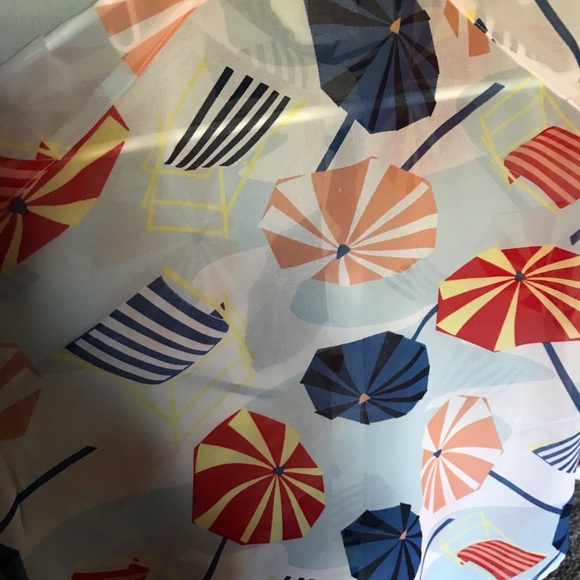 Quicksilver beach umbrella shirt - Picture 3 of 3